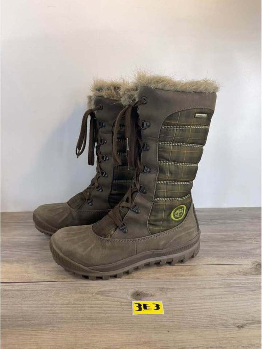 Timberland Waterproof Winter Boots Plaid Faux Fur Womens Size 9 Brown 3467R